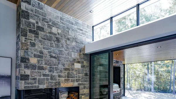 Stonerox Graphite Manor natural stone wall